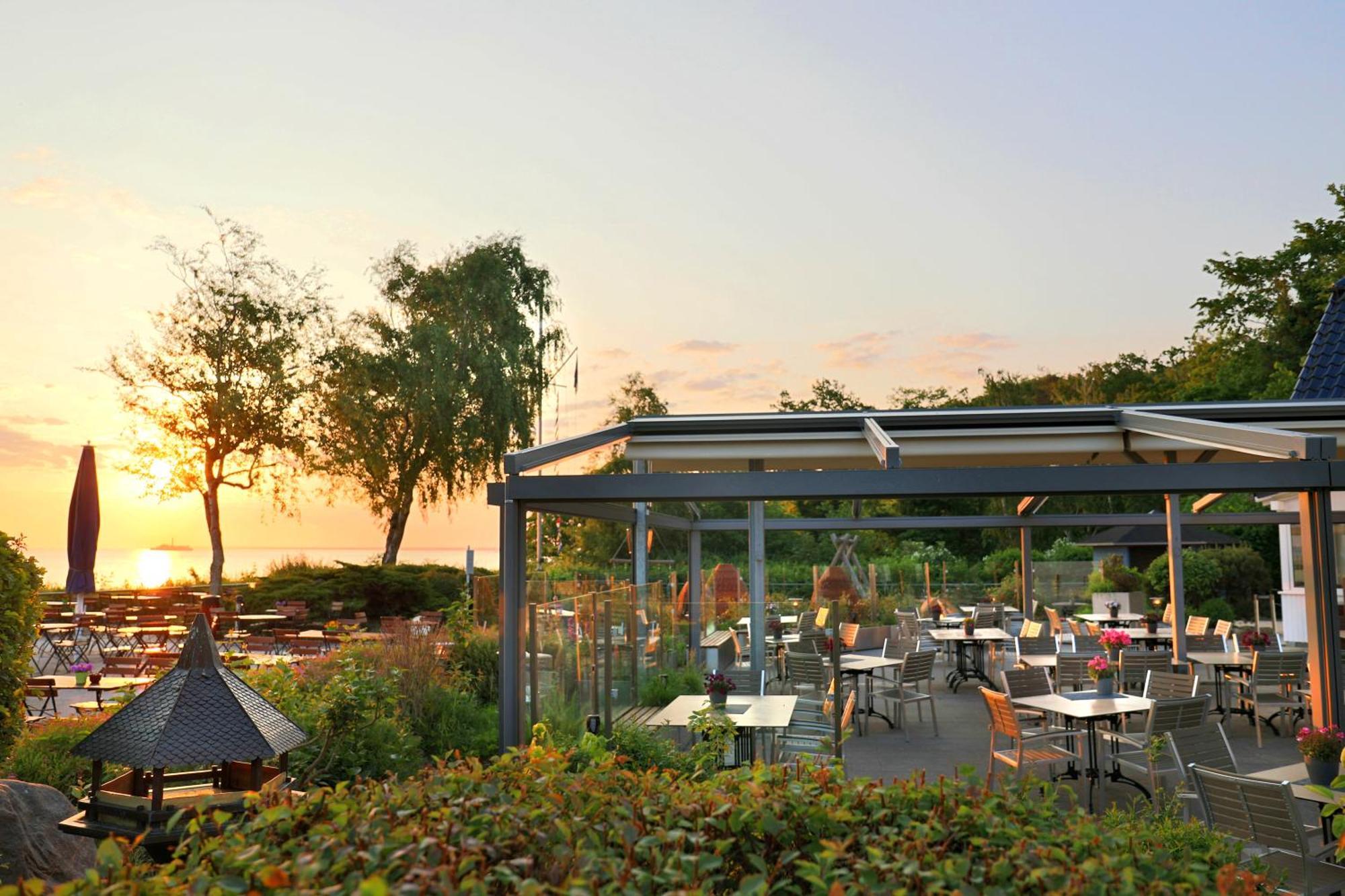 Hotel Wilhelmshoehe รอสต็อค ภายนอก รูปภาพ